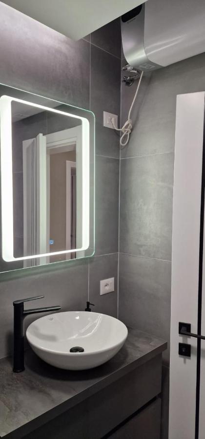 Heart Of Tirana Apartment Extérieur photo